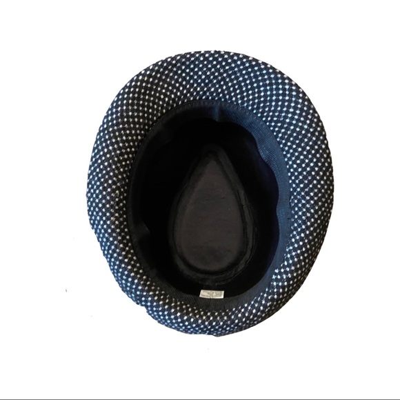 Black & White Fedora Hat - Picture 2 of 8